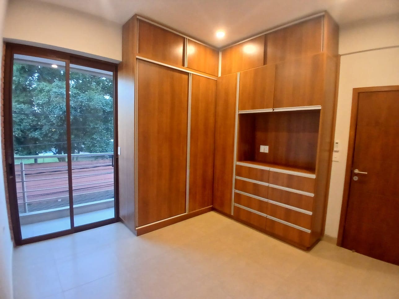 Alquilo departamento 2hab. San Lorenzo