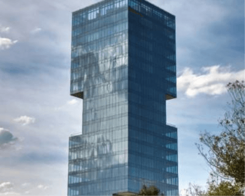 Alquilo oficina corporativa en go tower business center