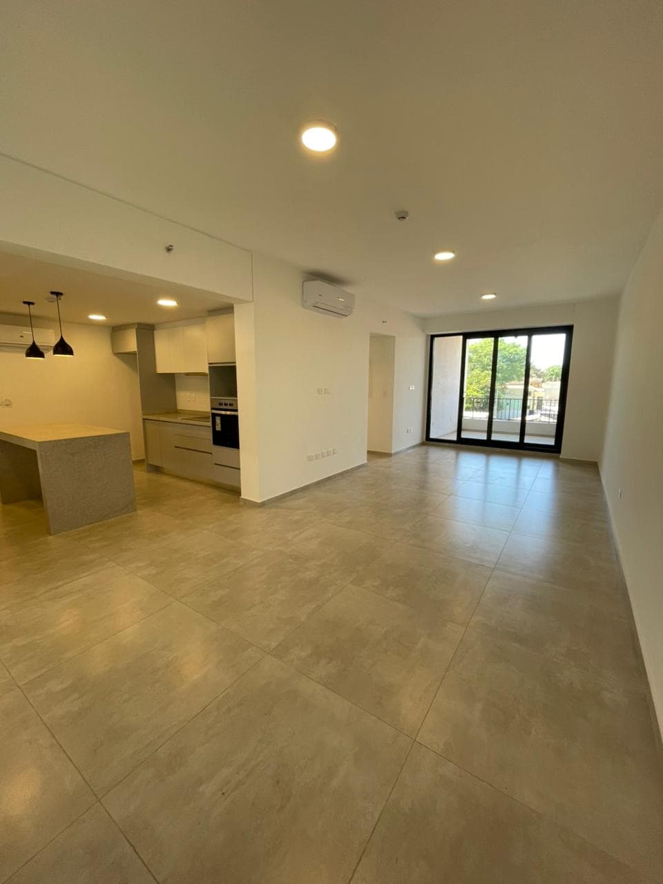 Villa Morra - en alquiler, depto de 3 dormitorios con área de servicio — foto 2
