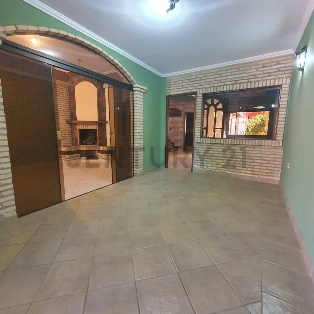 duplex en Primer Barrio - Luque, foto 3