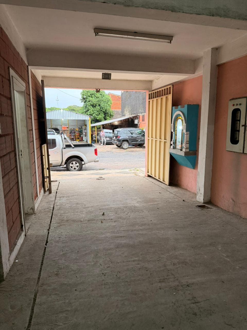 propiedad comercial en lambare, foto 2