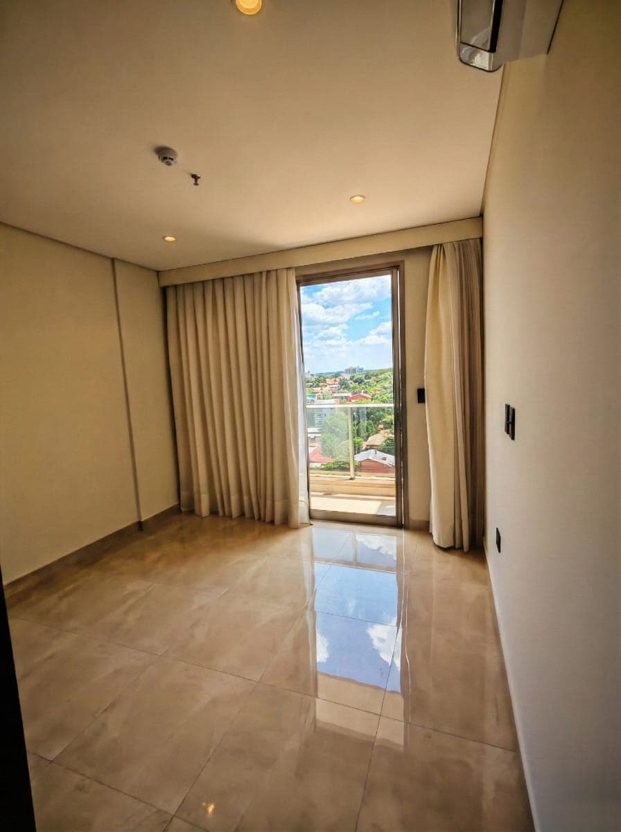 departamento sobre Avenida Molas López — foto 2