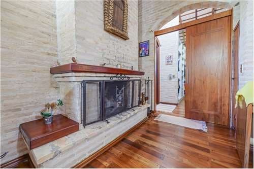 Vendo elegante casa en Lambaré