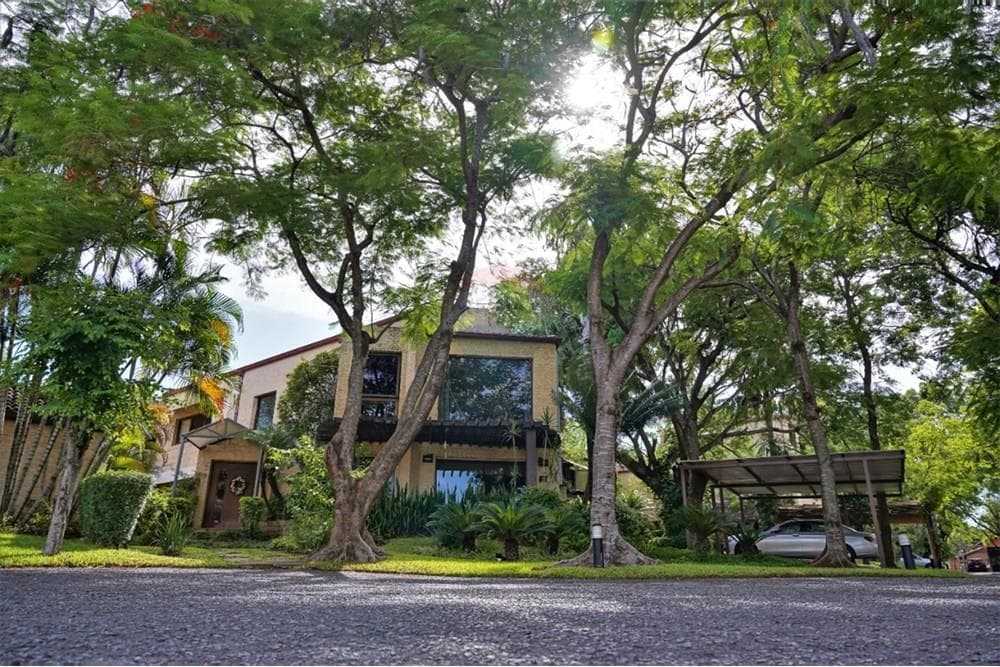 Hermosa residencia en botánica 3, foto 2
