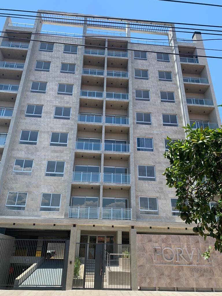 En alquiler departamento edificio forvm Herrera
