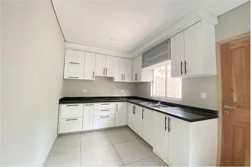 Casa-Venta-Barrio Paraiso, Luque, Central, foto 4