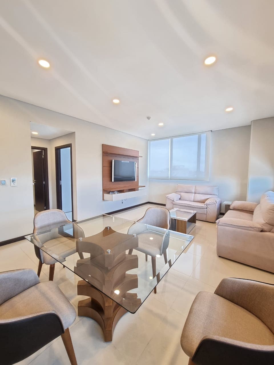 dpto amoblado en *Miami Tower*, foto 1