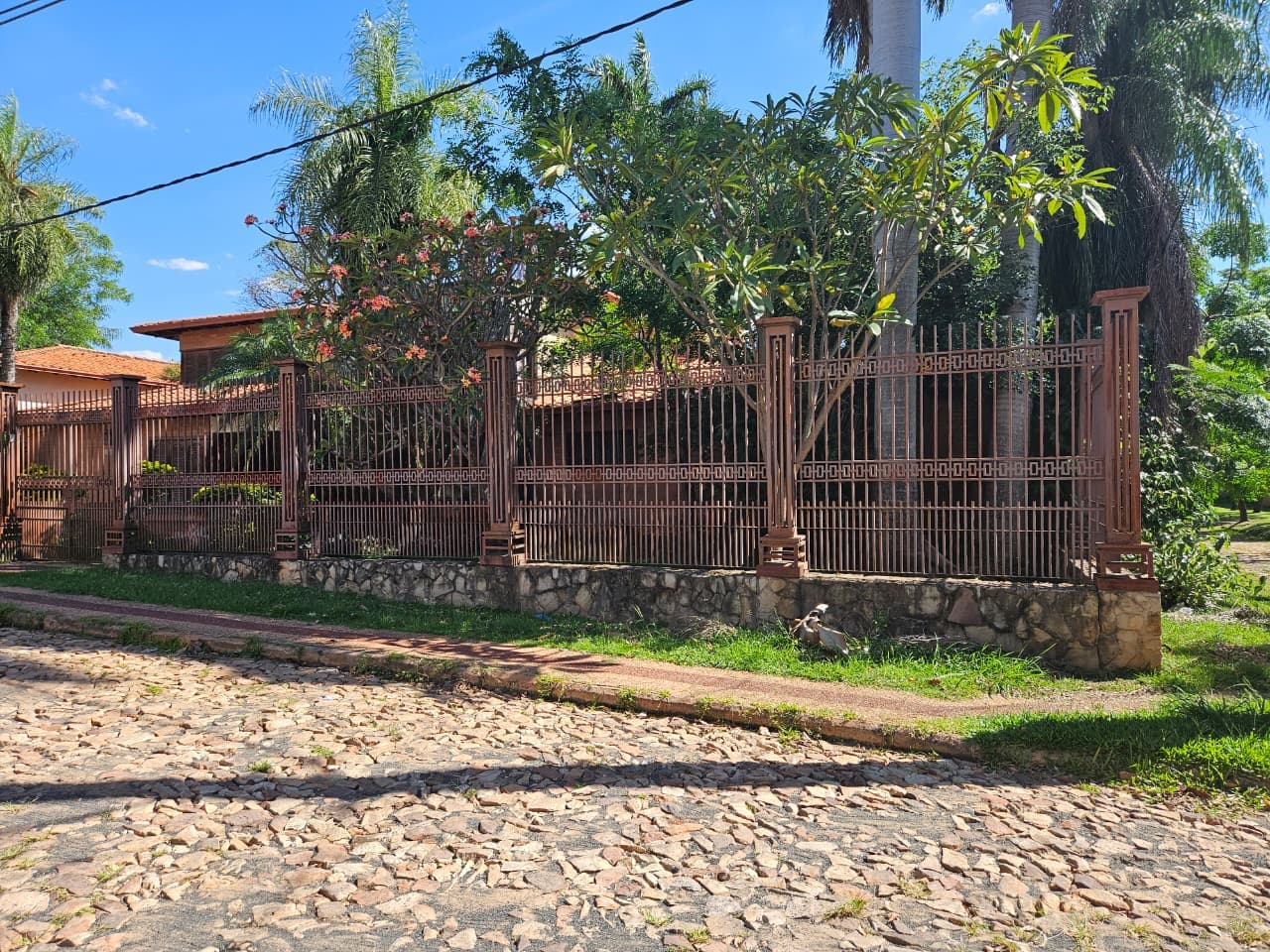 En Venta. Amplio Terreno En Asuncion — foto 3