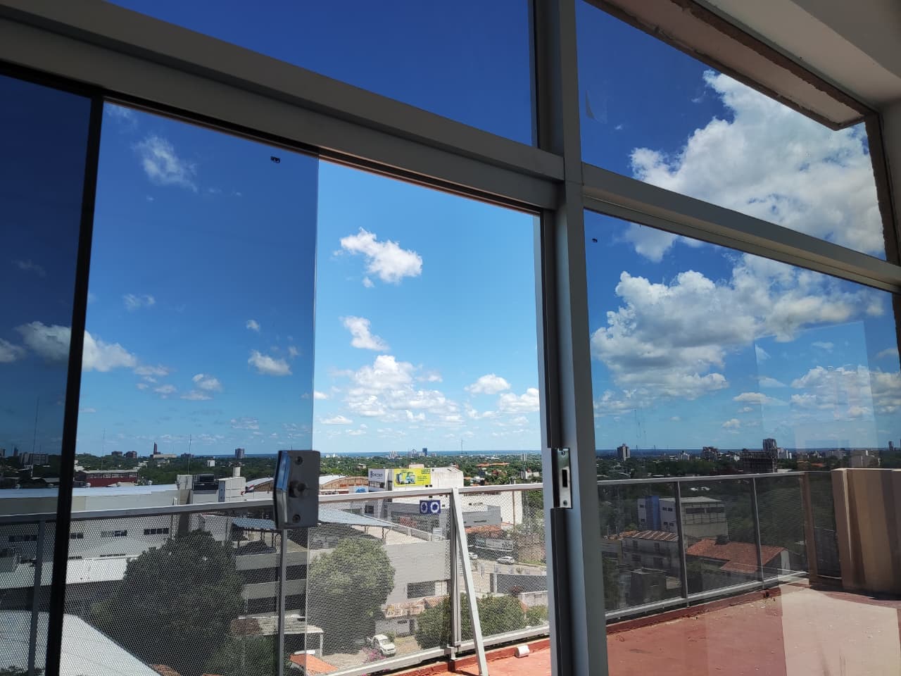 Oficina en alquiler, sobre rca argentina casi avda eusebio ayala, foto 2