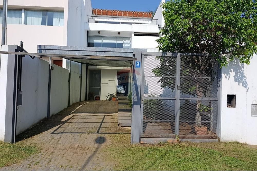 Duplex - Venta - Santísima Trinidad, Paraguay