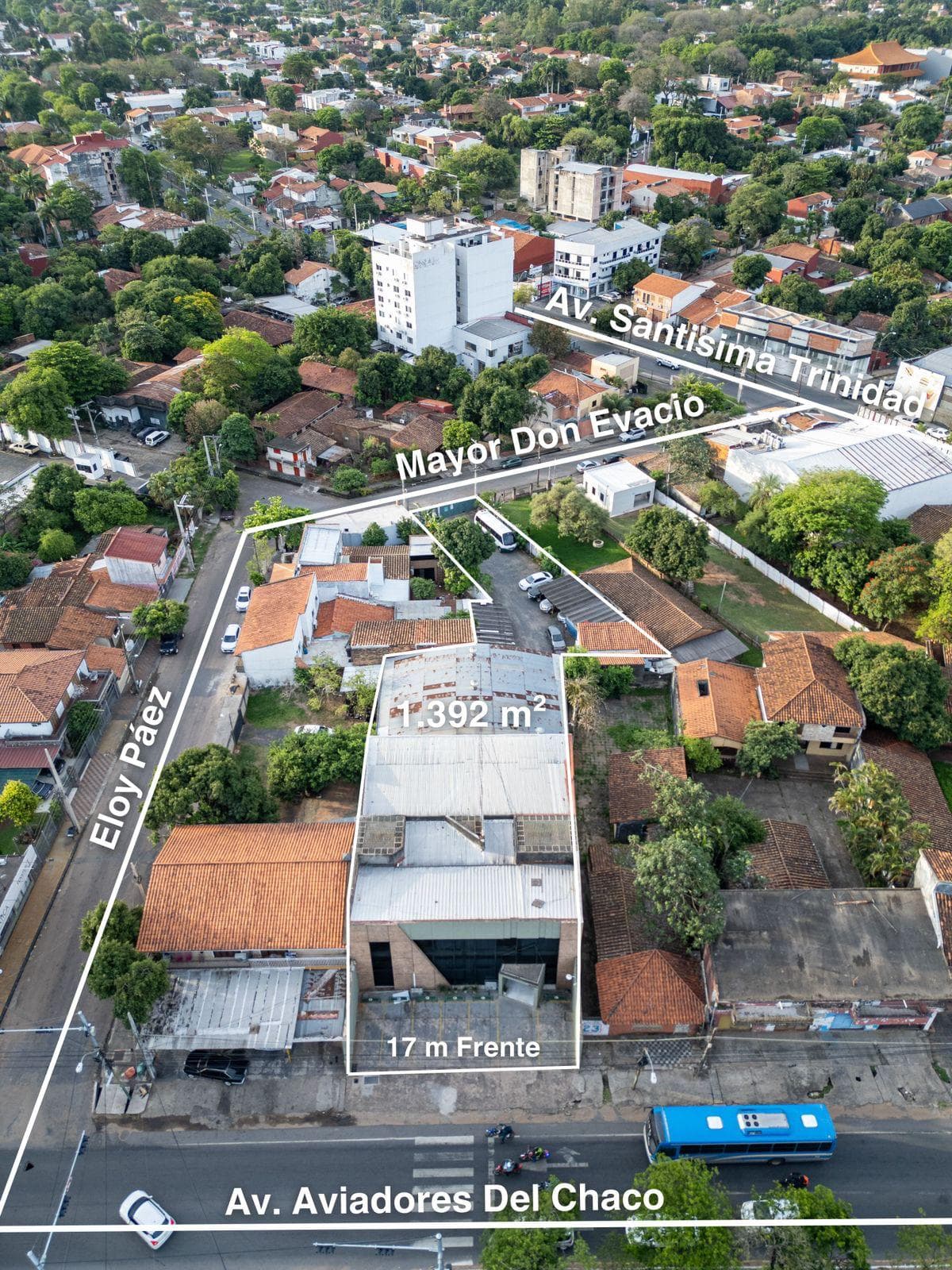 En Venta Oficina Corporativa Sobre La Avda. Aviadores Del Chaco — foto 3