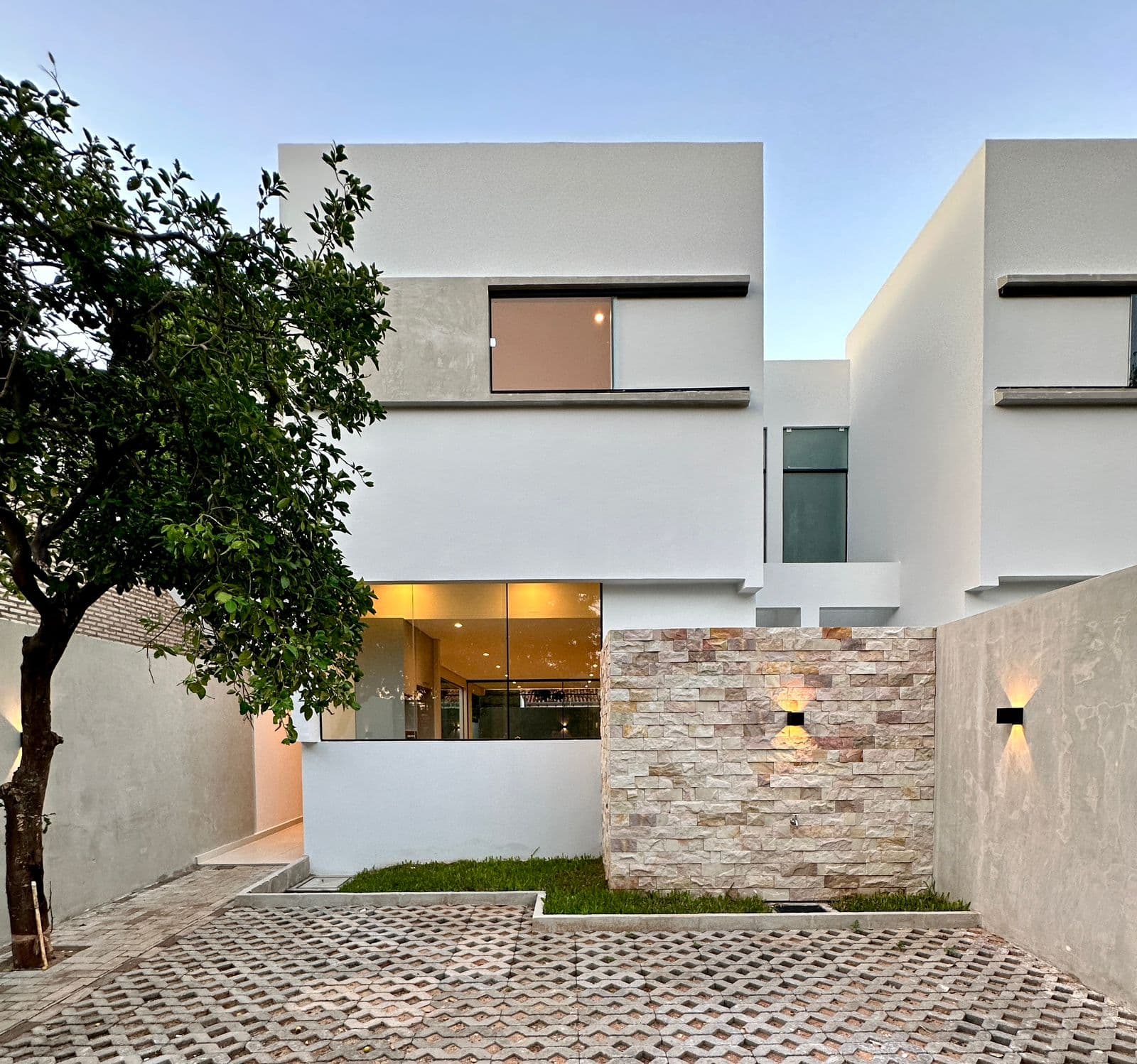 Vendo Duplex a estrenar en zona Conmebol - Cul de Sac. Cod VA