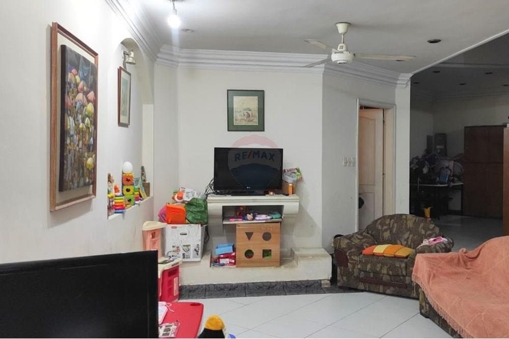 Casa en esquina en barrio Herrera, foto 3
