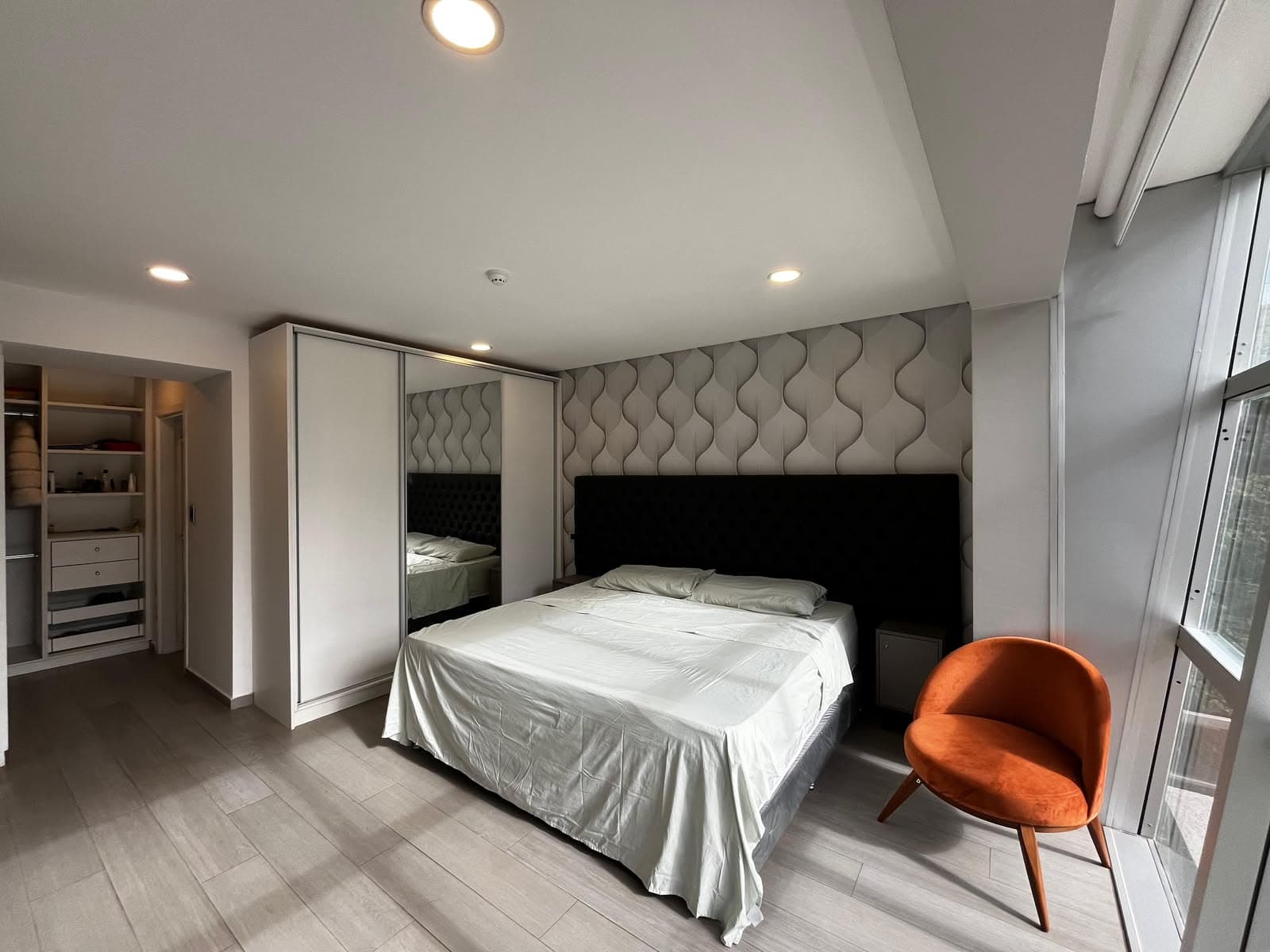 o VENTA de departamento de DOS dormitorios EN SUITE barrio mbrurucuya, foto 1