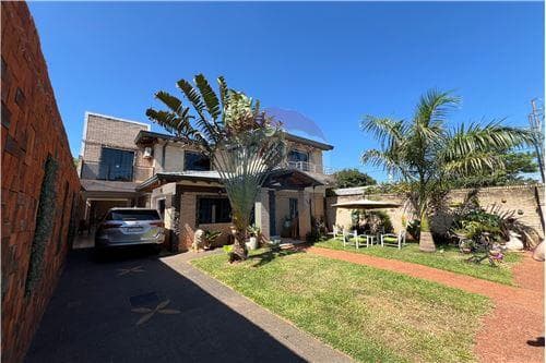 Vendo casa en San Lorenzo
