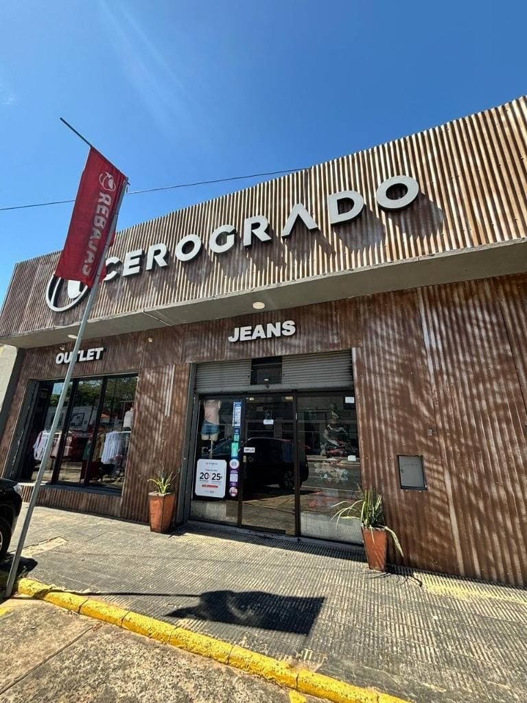 Local Comercial en Venta sobre Av. Eusebio Ayala, Barrio Mburicao, foto 1