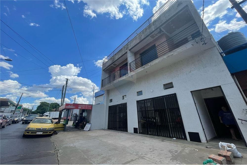 Local Comercial en Fernando de la Mora – Excelente, foto 2