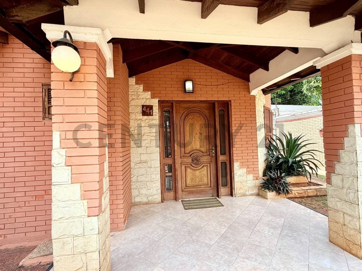 Amplia residencia en Fernando zona Norte, foto 2