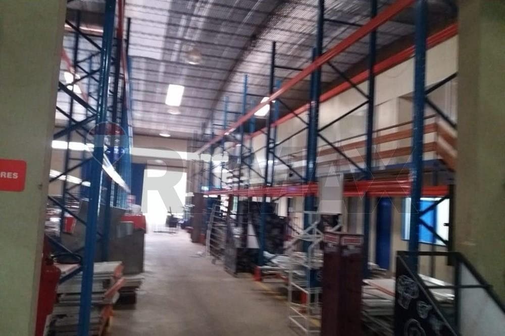 Depósito - Alquiler - San Lorenzo, Paraguay — foto 2
