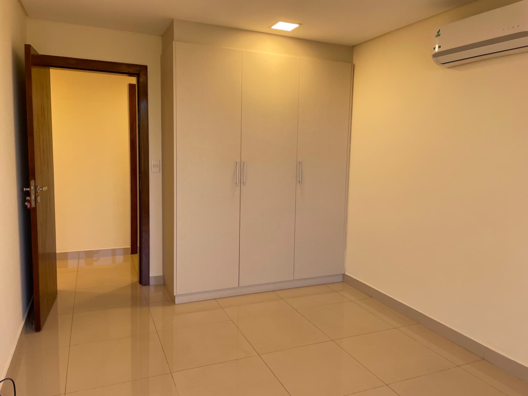 Alquiló Dpto Moderno de 3 habitaciones — foto 4