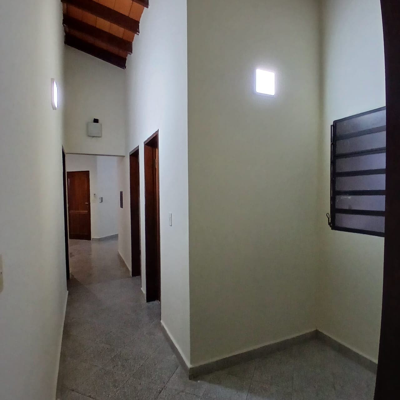Casa en Lambaré zona canal 13!, foto 5
