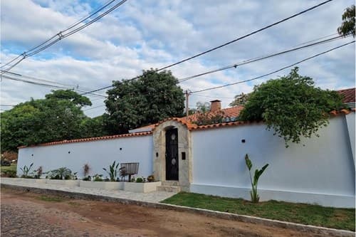 Casa en esquina en San Bernardino barrio colón, foto 2