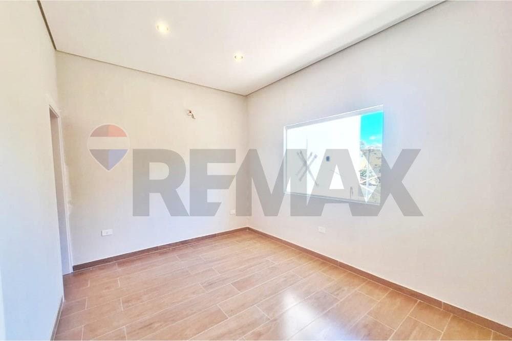 Casa - Venta - Luque, Central, Paraguay, foto 5