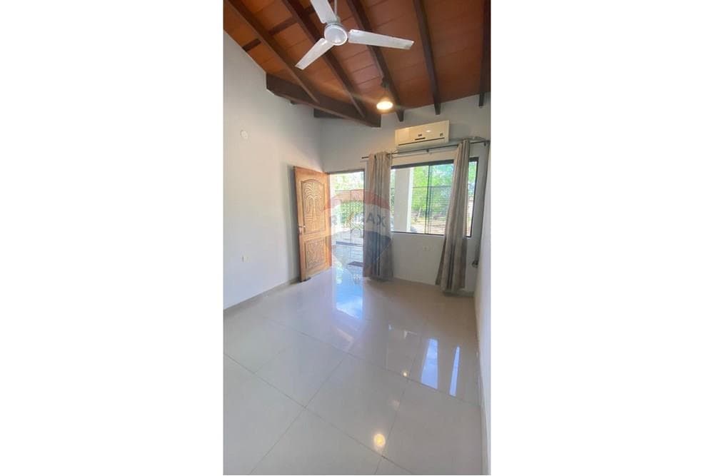 Chalet en venta - Ñemby, foto 3