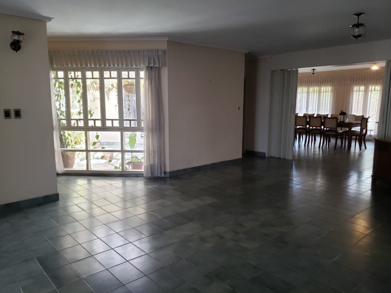 Amplia casa en barrio Herrera, foto 5