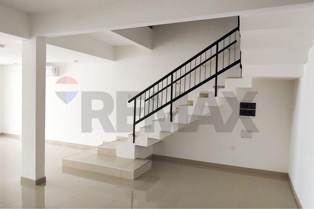 En alquiler hermoso duplex en bo mburucuya, foto 3