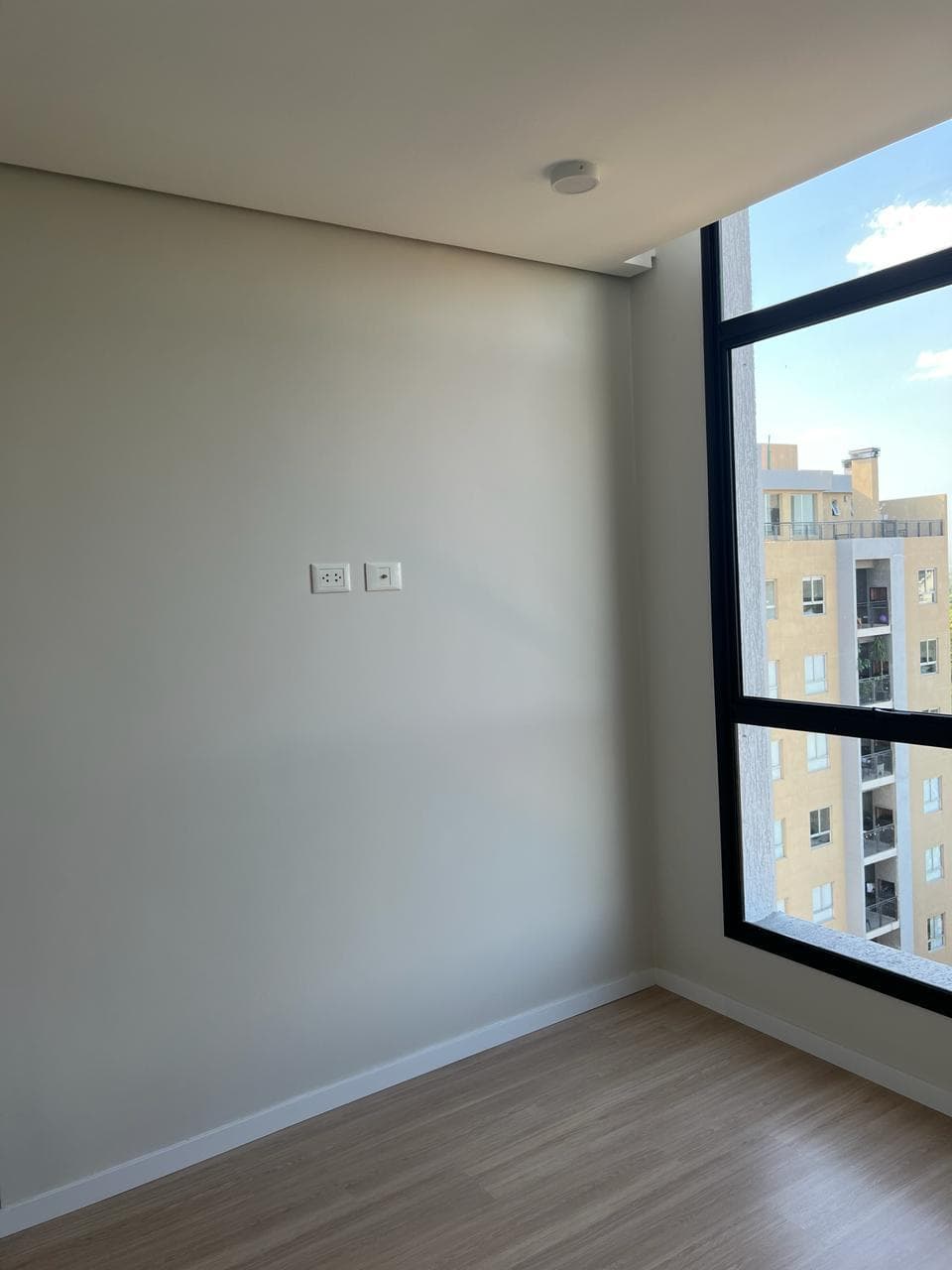 Dpto Con Domótica En Edificio Spirit De Gaulle, 2 cocheras incluídas — foto 3