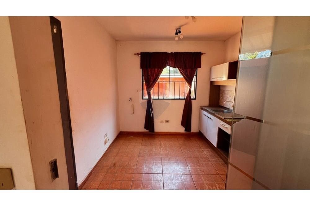 Casa - Venta - Paraguay Central San Lorenzo Dúplex con Potencial de Expansión, foto 3