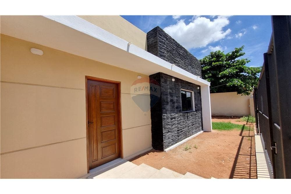 Casa - Venta - Villa Elisa, Paraguay, foto 3