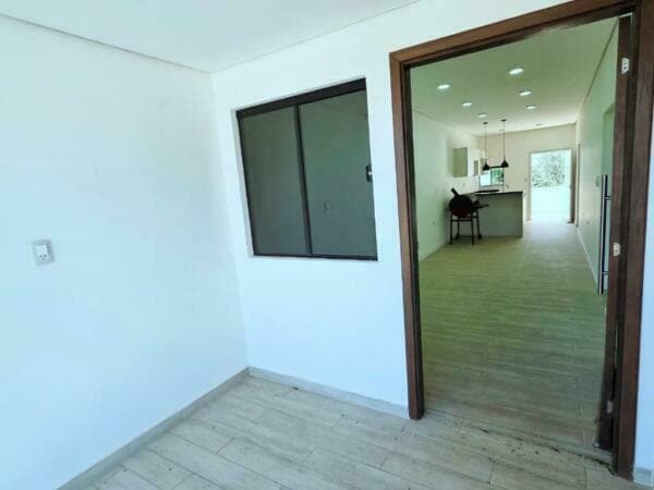 Departamento de 3 dormitorios en loma merlo Luque, foto 2