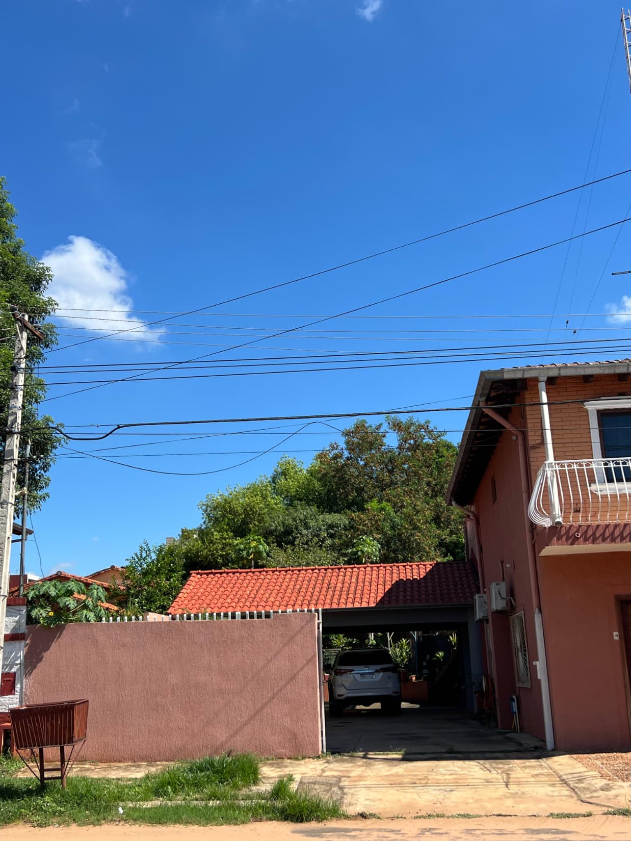 Casa en venta en Capiatá | con frente comercial