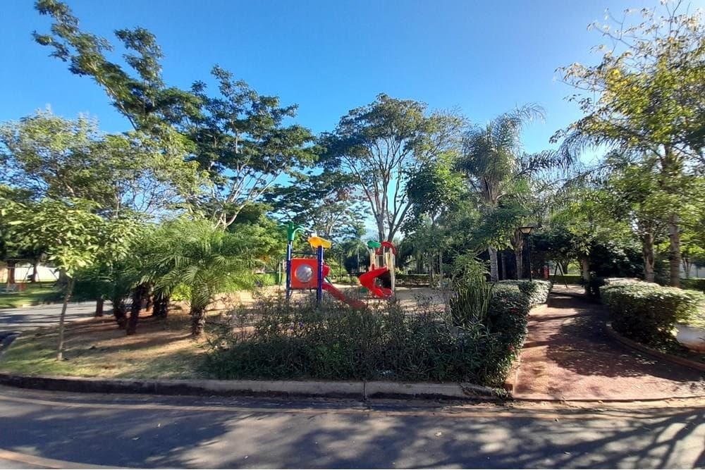 Viví o invertí en ARAPOTY – zona estratégica — foto 3