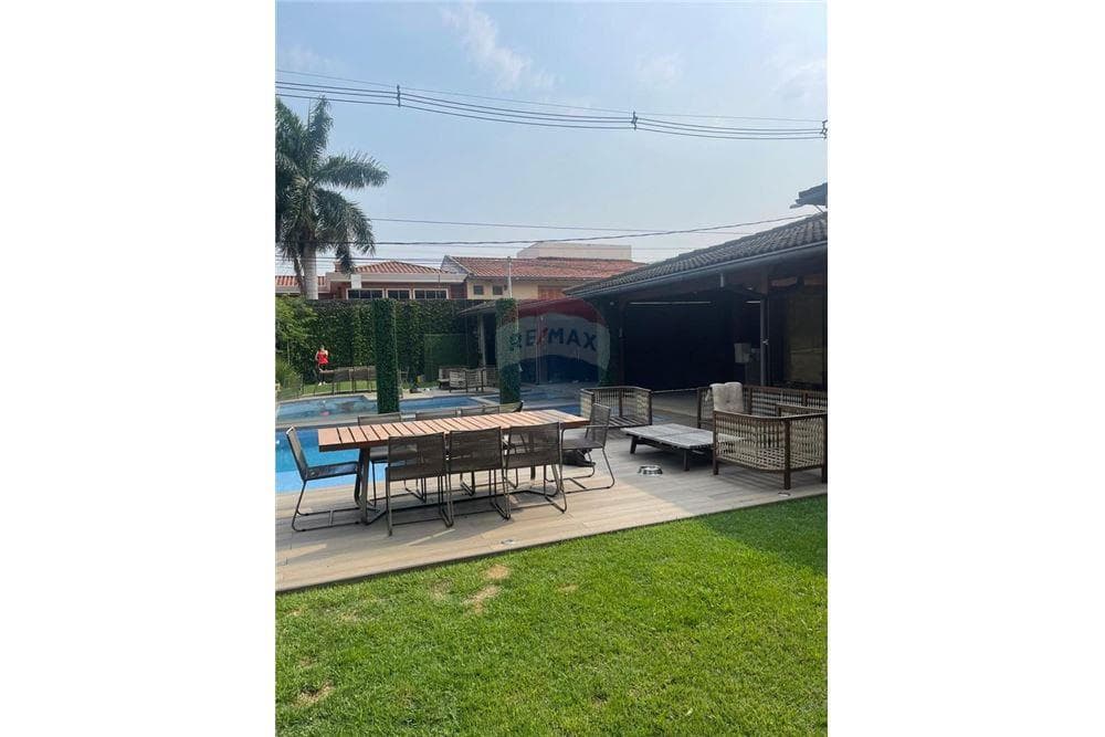 Residencia - Venta - Las Lomas (Carmelitas), Paraguay