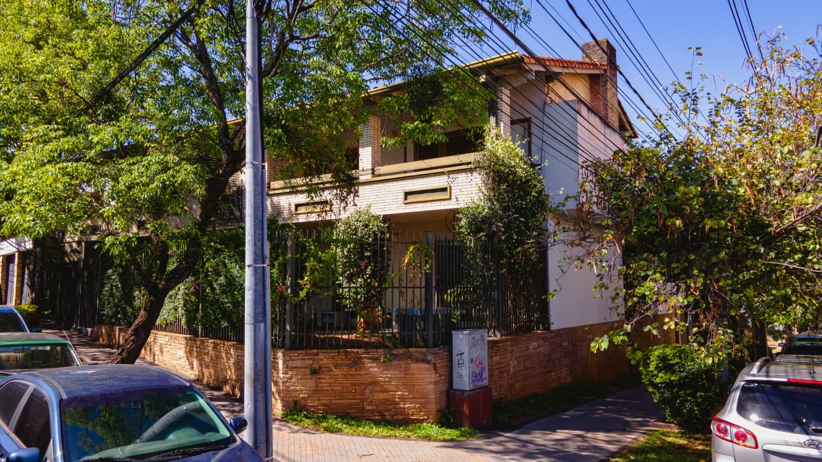 En venta – propiedad en esquina con ubicación estratégica