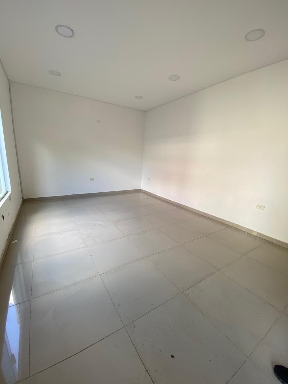 Casa en alquiler – p/ uso comercial | barrio santa maría, foto 5