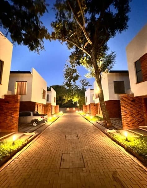 De duplex en barrio loma merlo de Luque, foto 3