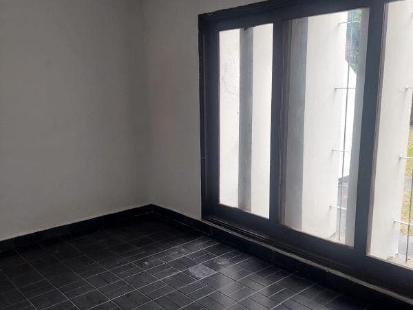 Amplia casa en alquiler en zona Barrio Jara, foto 3