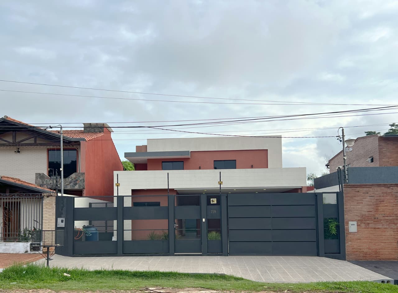 Hermosa Casa en Fernando de la Mora zona Sur, foto 4
