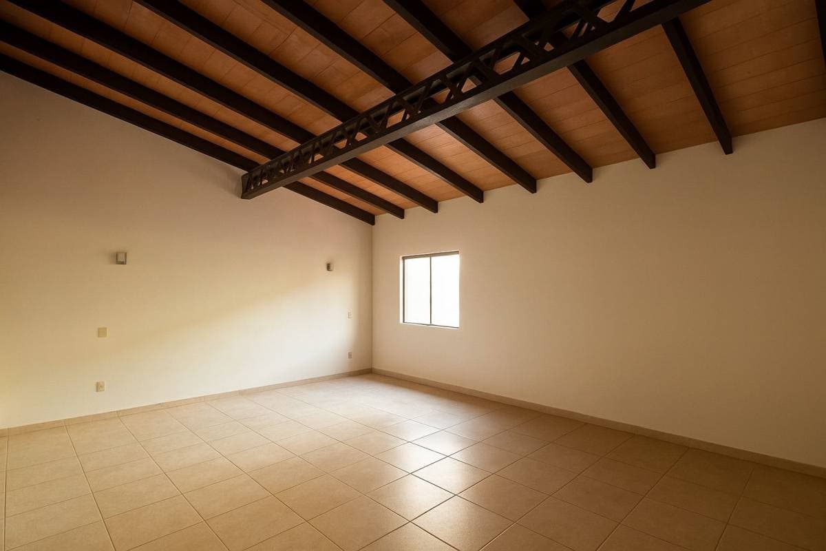 En venta – casa en barrio mariscal estigarribia, foto 4
