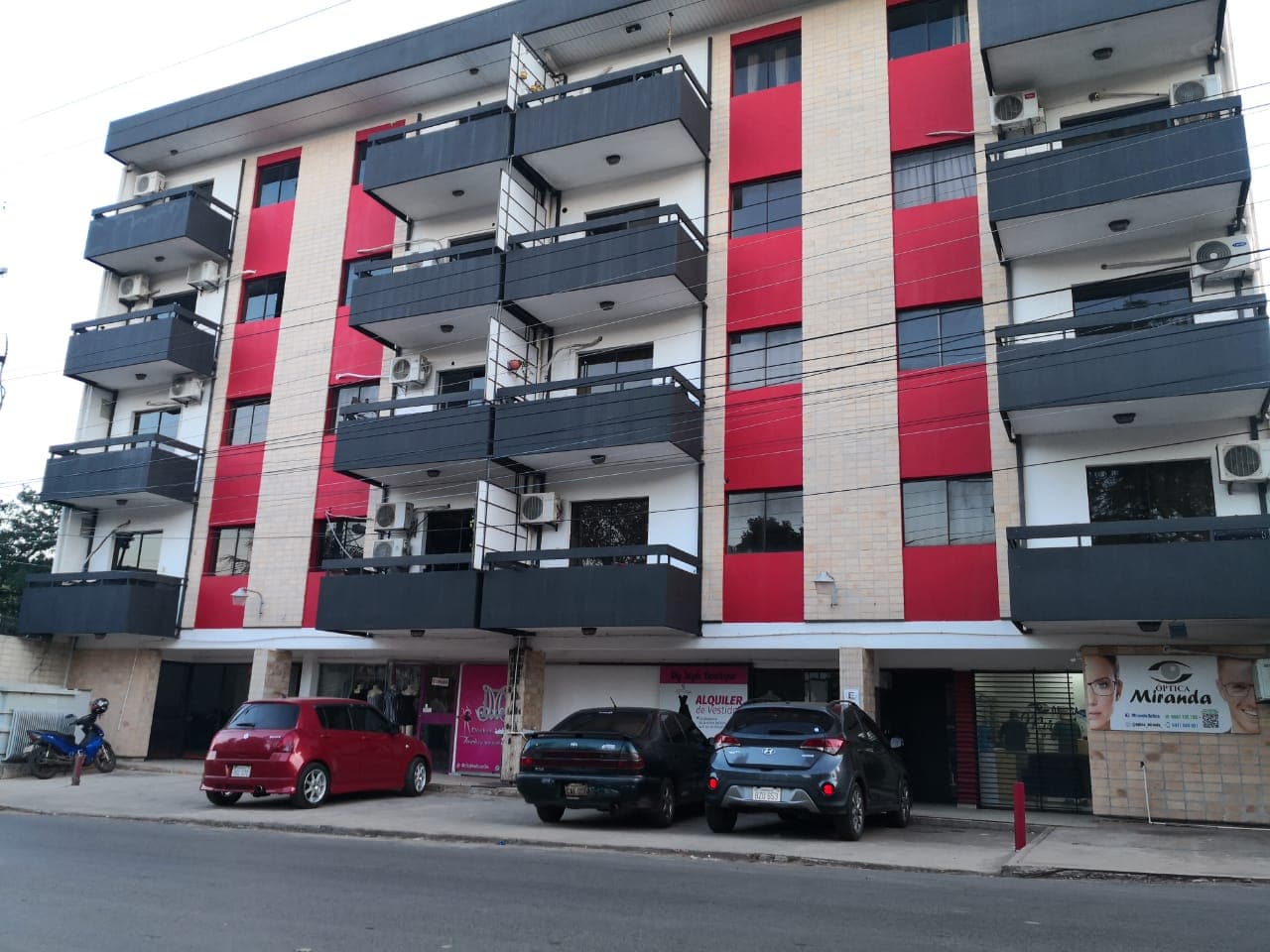 Exclusivos Departamentos y Modernos Salones Comerciales en Alquiler en Villa Elisa - Zona Ypati: ¡Tu Próximo Gran Paso!, foto 1