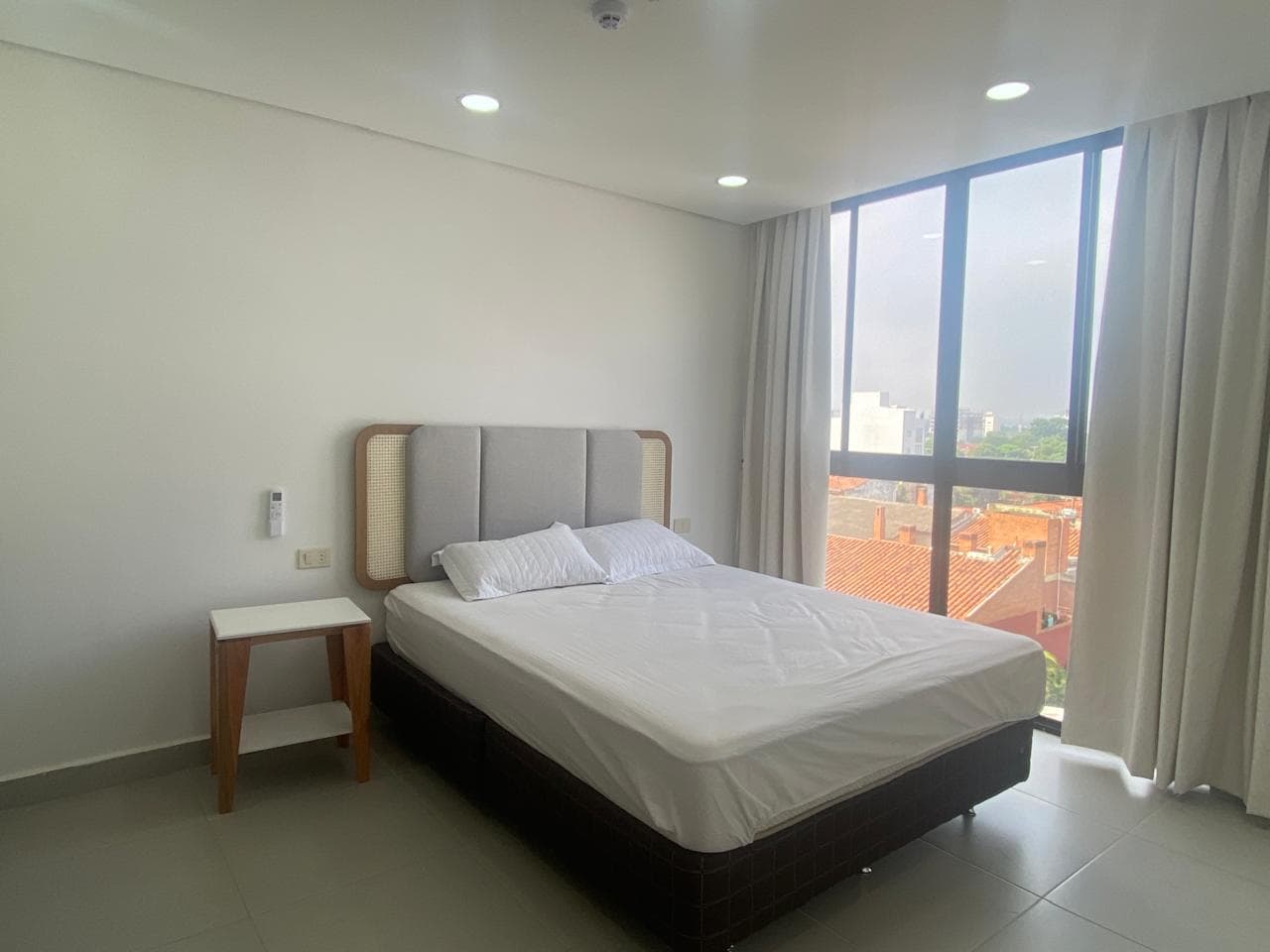 En alquiler | departamento amoblado de 2 dormitorios | barrio Herrera, foto 3