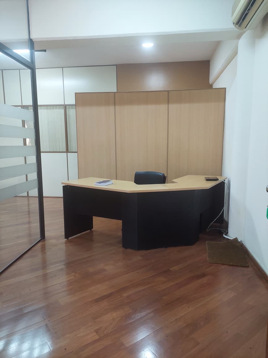 Oficina Amoblada Sobre Avda Boggiani — foto 2