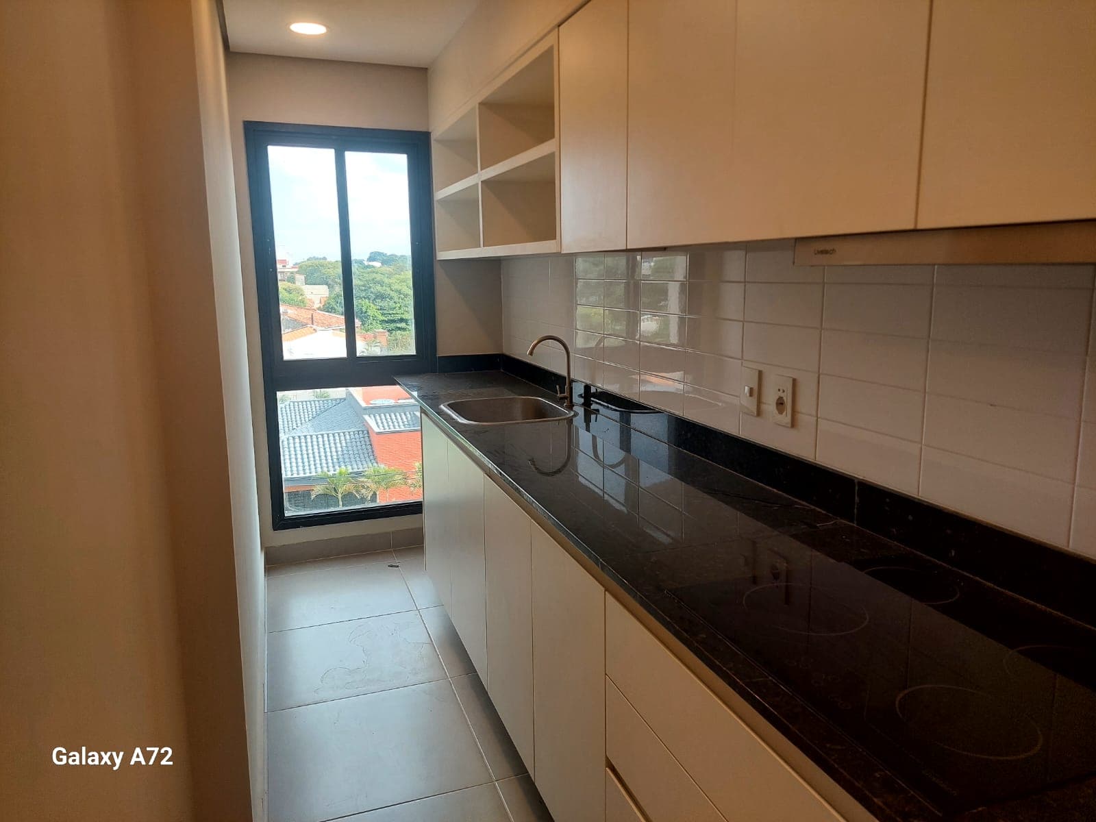 Alquilo departamento de 2 habitaciones en barrio Herrera