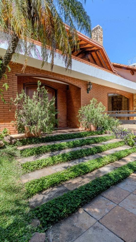 Residencia en el barrio mariscal estigarribia, foto 2