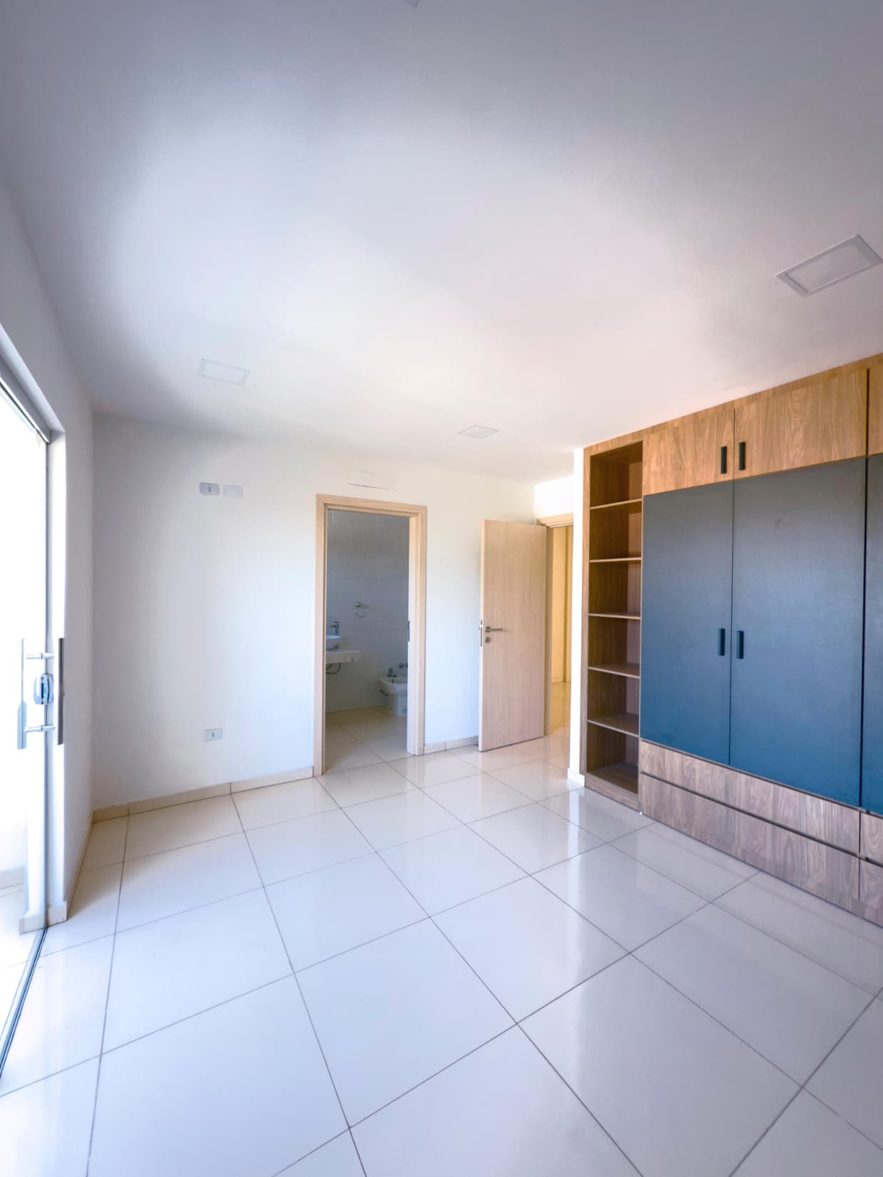 En alquiler duplex moderno a estrenar en loma pyta, en barrio las golondrinas — foto 4