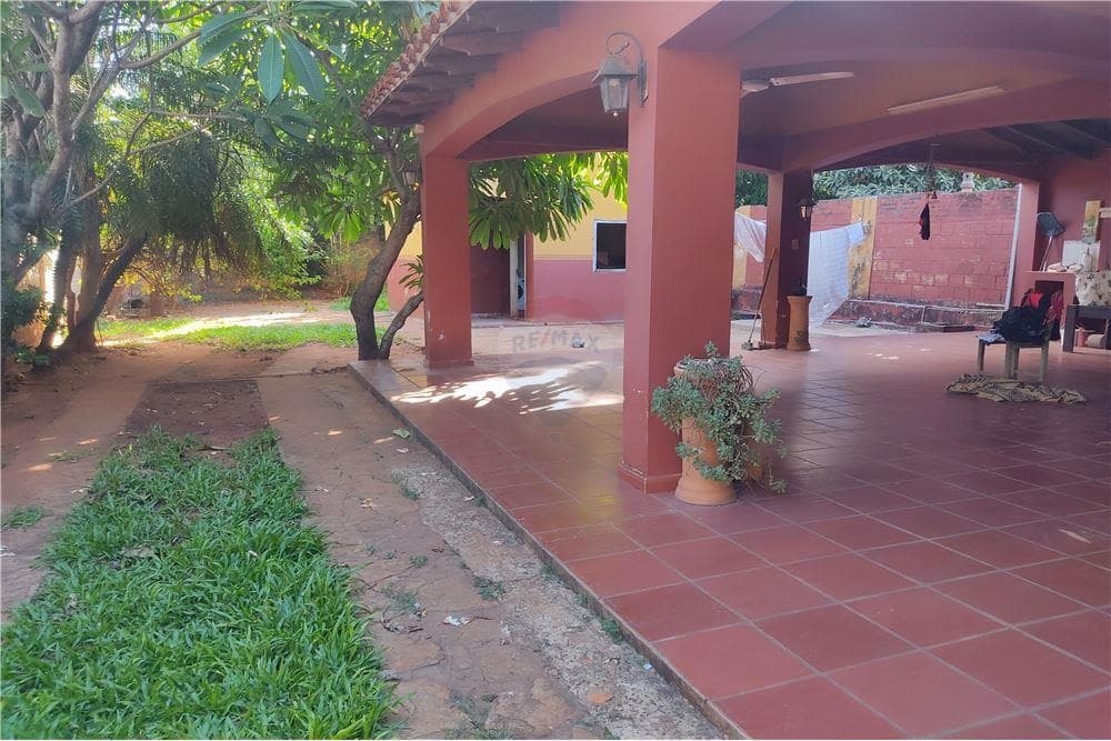 Amplio terreno zona colegio Fernando de la Mora, foto 5